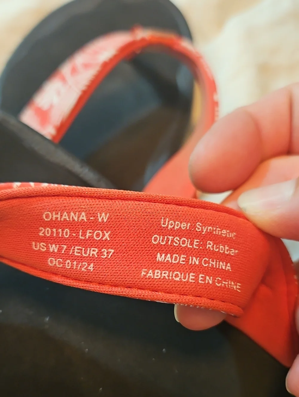 Olukai Womens Flip Flops - Red Tropical - Picture 5 of 5